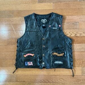 Diamond Plate Buffalo Leather Biker Vest XL Patches Outdoor Adventure Motorcycle